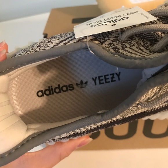 Yeezy boost - Picture 3 of 4